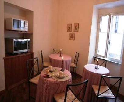B&B Vicolo Vecchio Terracina Buitenkant foto